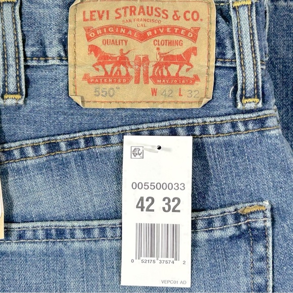 NWT Levi’s 550 Relaxed Fit Jeans Size 42 X 32 - Picture 8 of 11